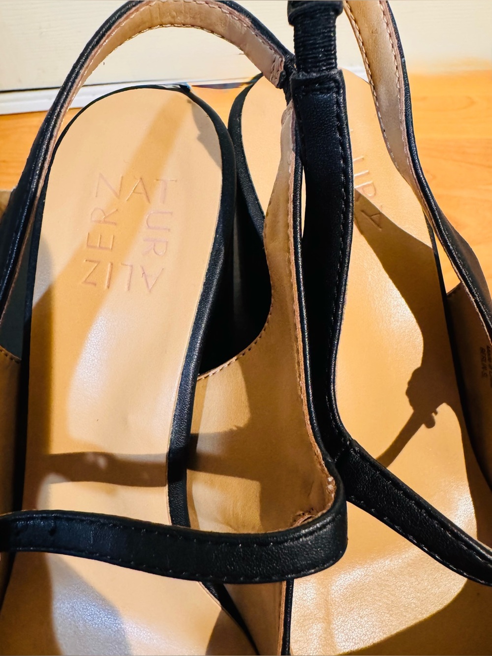 Naturalizer Black Berlin Slingback Heels size 9 - Picture 2 of 14